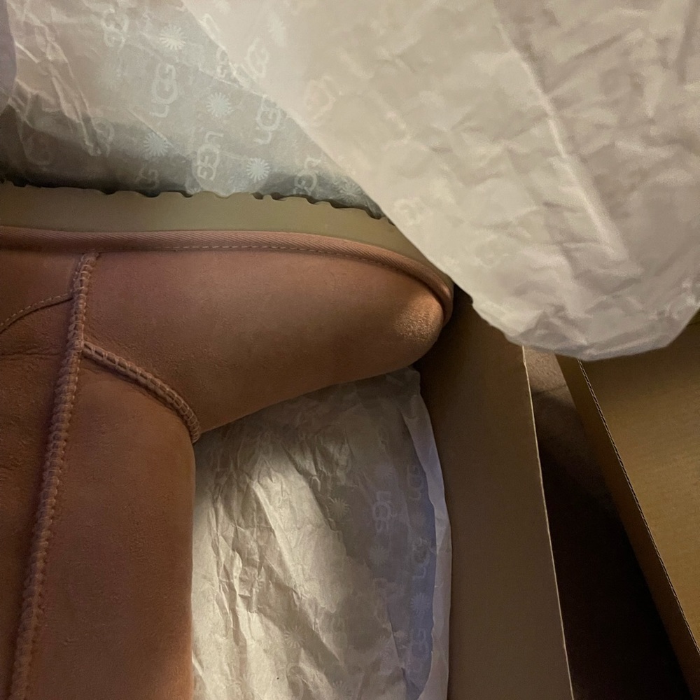 Pink Ugg’s brand new